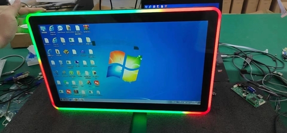 PCAPタッチスクリーンLCDモニター サイズ 10.1インチから 98インチ ゲームマシンのためのカラフルなLEDライトを組み込み
