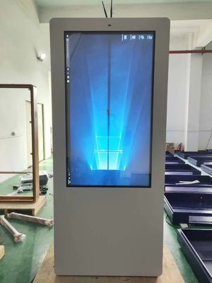 床立 IP65 防水 室外 LCD デジタル シグネージ 寿命 50000 時間
