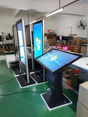 55インチAndroidデジタルサイネージキオスク、400CD/M²輝度
