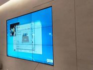 狭い斜面LCDのビデオ ウォール・ディスプレイの屋内49インチHD 4kの決断の広告