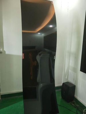 3mmは55&quot; 400cd/m2 1920x1080適用範囲が広いLCDスクリーンを曲げた