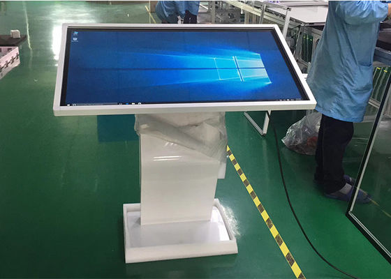 タッチ画面 コンピュータ キオスクが付いているデジタル表記のキオスク32のインチ450nits 4kの決断のトーテム