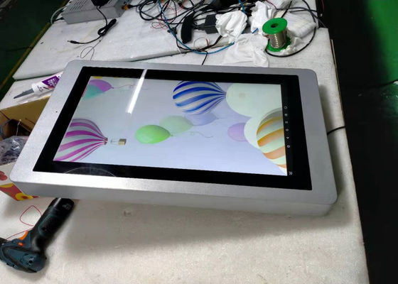 デジタル表記の屋外の表示65inch HD AC115V IP65ファンの冷却
